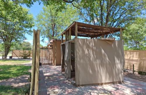 Maun Other | Se xaxa Camp