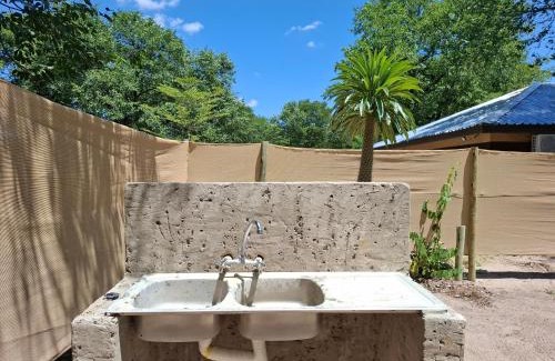 Maun Other | Se xaxa Camp