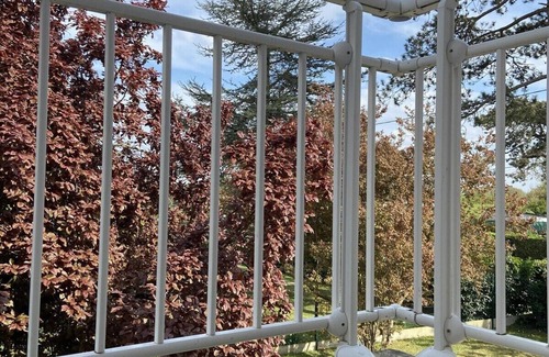 Quend House | Sea and Countryside, house surrounded by a private garden