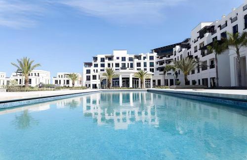 Nardaran Apartment | Sea Breeze Resort, Beachfront apartment with a balcony and sea view