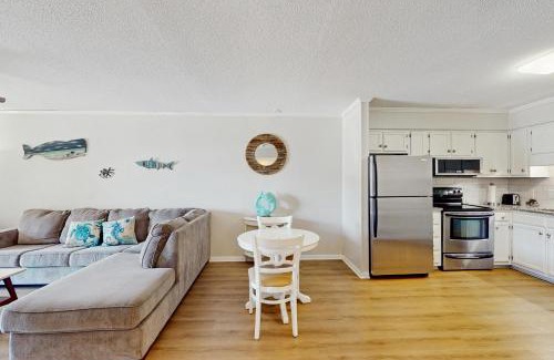 North Myrtle Beach Apartment | Sea Cabin 137