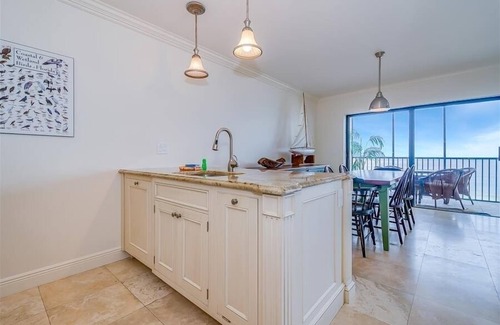 Boca Grande Condo | Sea Oats 217 - 2nd Floor - End Unit - No Pets - Sleeps 4