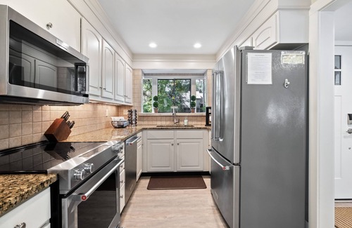 Sea Pines Villa | Sea Pines ISLAND SONG VILLA @ INLAND HARBOUR-Pool, Tennis, Pickleball, Location!