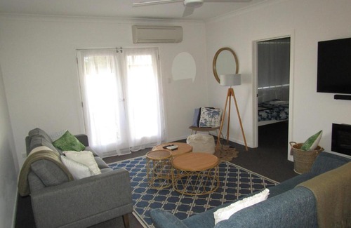 Dalrymple Apartment | Sea Salt Apartment Main Unit