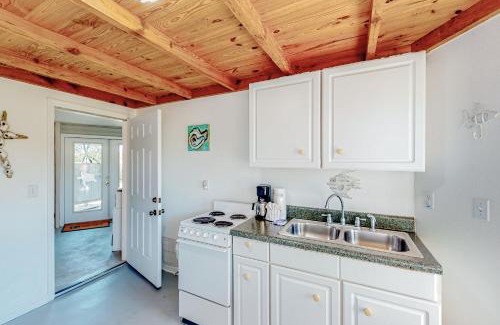 Surf Side Shores House | Sea Shell - Unit B