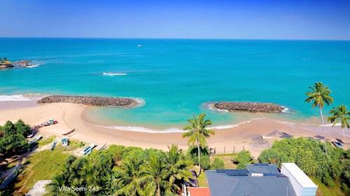 Hikkaduwa Villa | Sea Shell Villa Hikkaduwa 2 Separate Cabanas Ocean Front Villa