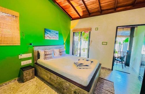 Hikkaduwa Villa | Sea Shell Villa Hikkaduwa 2 Separate Cabanas Ocean Front Villa