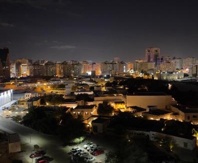 Sharjah Apartment | Sea View APT Near dubai Bus Station men Sharing