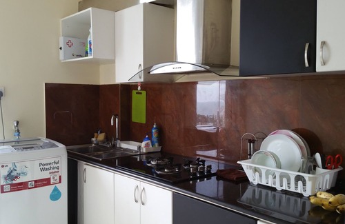 Wellawatta South Apartment | Sea View at Colombo Apartment (Located facing Sea front at Heart of Colombo)