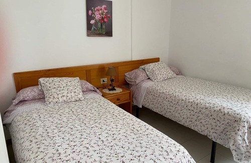 Puerto de Tazacorte Apartment | Sea-view Double Bedroom Apartment by the beach in Puerto de Tazacorte, La Palma