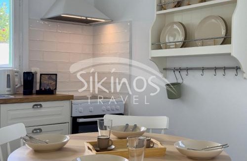 Karavostasis House | Sea View Family House