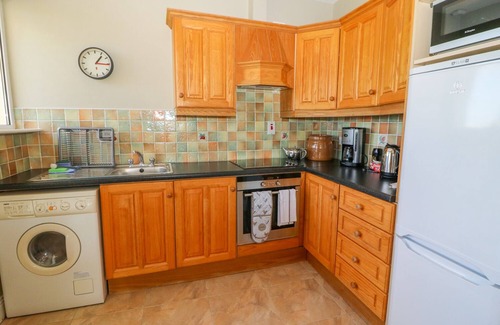 Magherareagh House | SEA VIEW HIDEAWAY, family friendly in Lahinch, County Clare