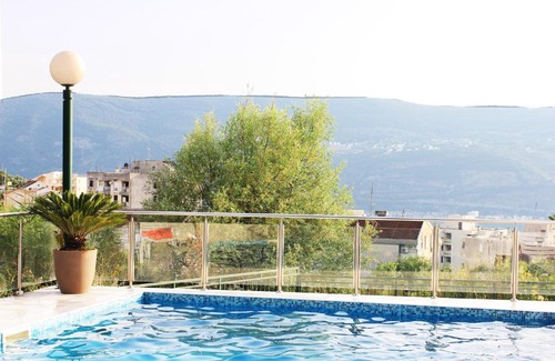 Topla Apartment | Sea View Senat Apartment