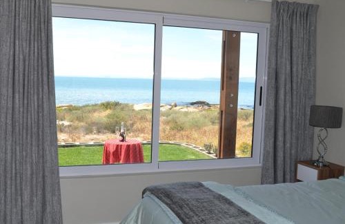 St. Helena Bay House | Sea Views Beach Cottage