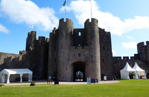 Angle House | Sea views from every window, walks from the door. Dog Friendly.