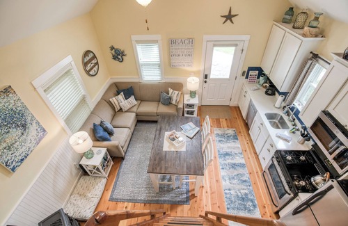 Seabrook Cabin | Seabrook Cabin- Private Yard & HotTub, 10 minute walk to town, Dog Friendly