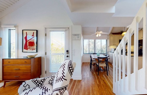 Sealoft Villas Villa | Seabrook Exclusives | 911 Sealoft