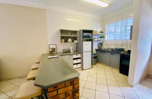 Margate Beach Apartment | Seabrook Vacations Suite 212