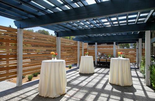 Aptos Hotel | Seacliff Inn Aptos, Tapestry Collection by Hilton