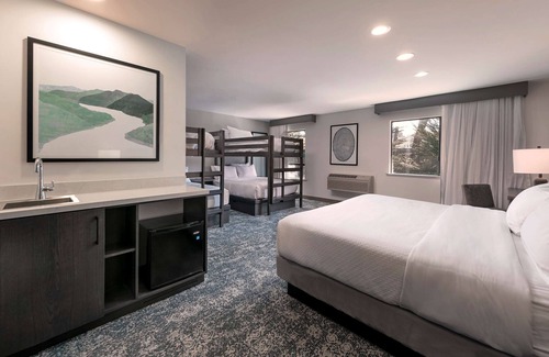 Aptos Hotel | Seacliff Inn Aptos, Tapestry Collection by Hilton