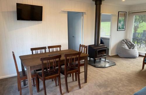 Sugarloaf House | Seacroft Beach House
