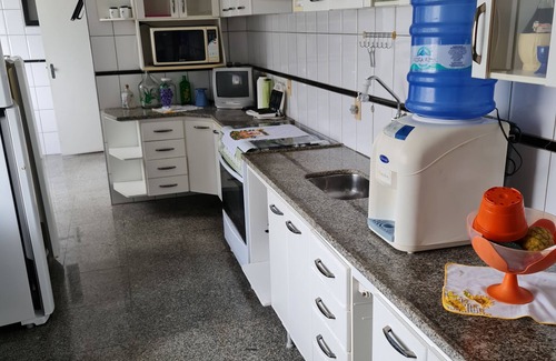 Praia do Morro Apartment | Seafront penthouse with 4 suites, pool and barbecue area