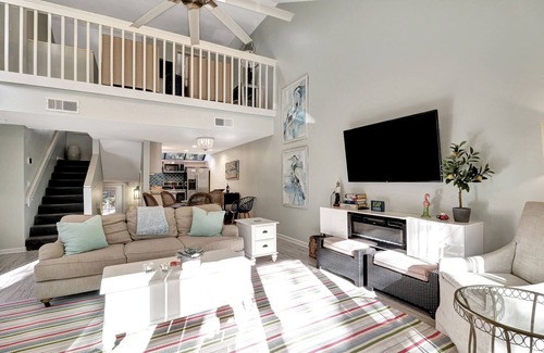 Sea Pines Villa | SeaPines, Beautifully Decorated and Updated, Two free bikes