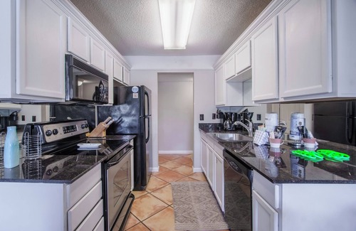 Frangista Beach Condo | Seascape Villa 19C *Pools*Beachy*