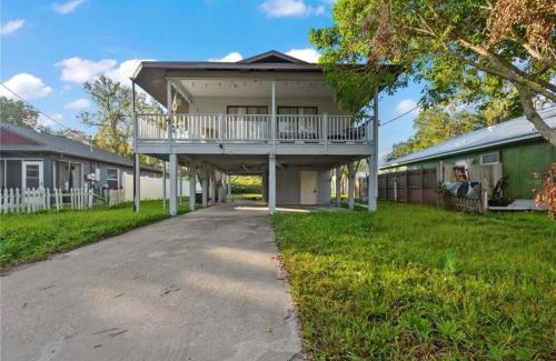 Palmetto Villa | SeaShell Retreat Near Beach