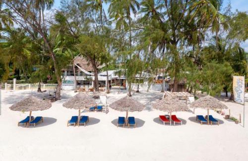 Kiwengwa Resort | Seashore Eco Bungalow front ocean