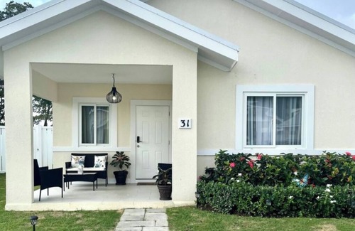 Lucea House | Seashore Vacation Home - Oceanpointe, Lucea, Jamaica