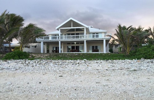 Matavera House | Seaside Beachfront Villas Rarotonga