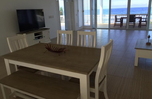 Matavera House | Seaside Beachfront Villas Rarotonga