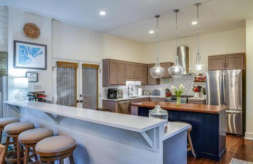 Isle of Palms House | Seaside Cottage 81 - Pristine Grand Pavilion Home Pool Pass