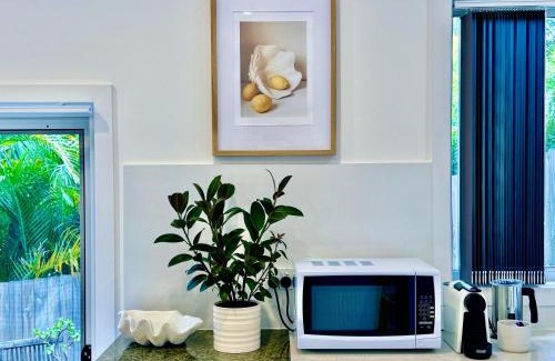 North Curl Curl House | Seaside Cottage