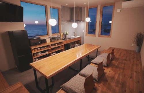 Menashi-gun Apartment | seaside cottage KOBUSTAY