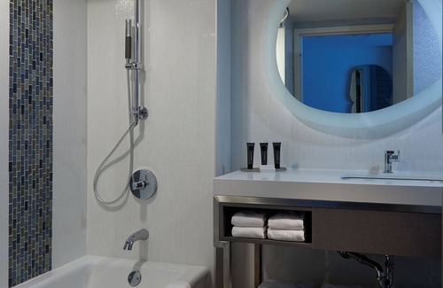 East Daytona Hotel | Seaside Escape! 2 Oceanfront View Units w/Balcony | Pets are Allowed