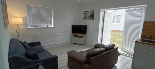 Warden Ski Chalet | Seaside Escape Chalet in Leysdown-on-Sea