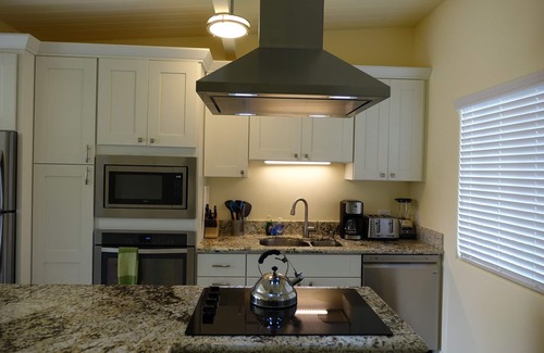 Carlsbad Apartment | Seaside H RELAX AT THE BEACH- 1BR