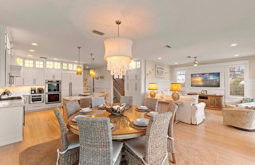 Ilexhurst House | Seaside Haven by Duncan Real Estate