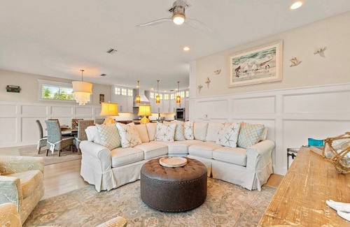 Ilexhurst House | Seaside Haven by Duncan Real Estate