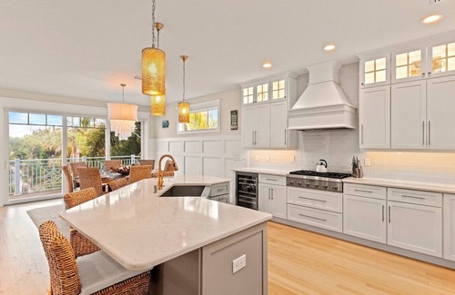 Ilexhurst House | Seaside Haven by Duncan Real Estate