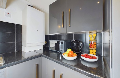 Southend-on-Sea Apartment | Seaside Haven Retreat in Southend