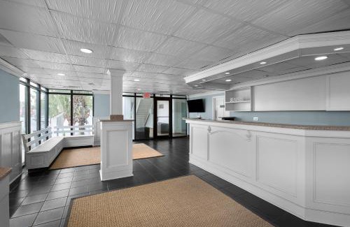 Isle of Palms Hotel | Seaside Inn - Isle of Palms