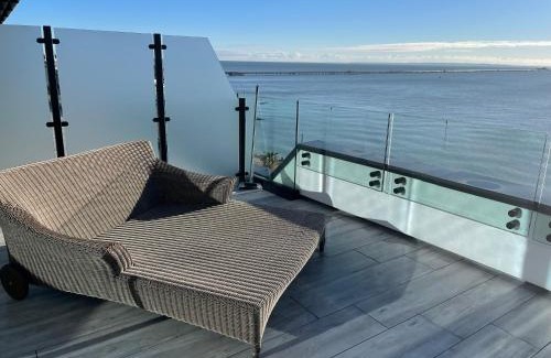 Southend-on-Sea Apartment | Seaside Luxury Retreat