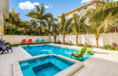 Bradenton Beach House | Seaside Manor