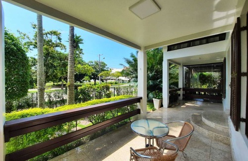 Jurere Internacional Villa | Seaside Mansion in the heart of Jurerê Internacional - Av. dos Búzios