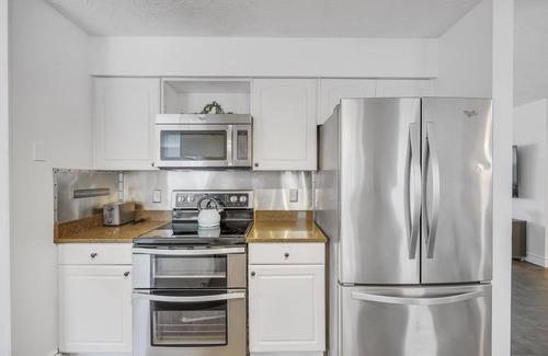 Dolphin's Cove House | Seaside Paradise - Pool Hottub Game Room