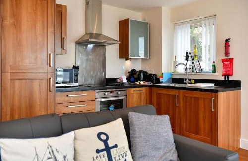 Castle Apartment | Seaside Serenity in Swansea