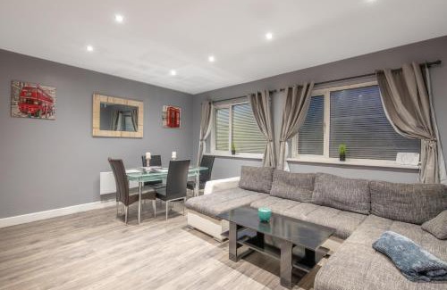 Peterlee Apartment | SEASIDE SPACIOUS apartment